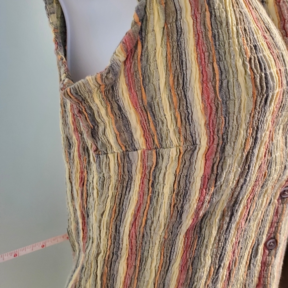 Ladies Large, Multi-Colored Striped, V-Neck Collar, Buttons, Tank Top, Stretchy - Picture 7 of 14
